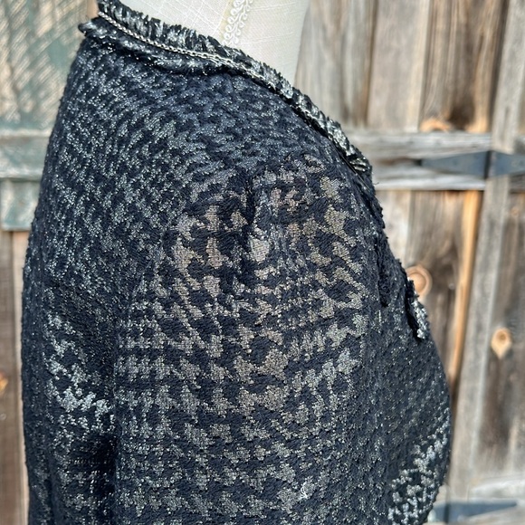 Apt 9 black and silver cropped blazer size small - Picture 7 of 9